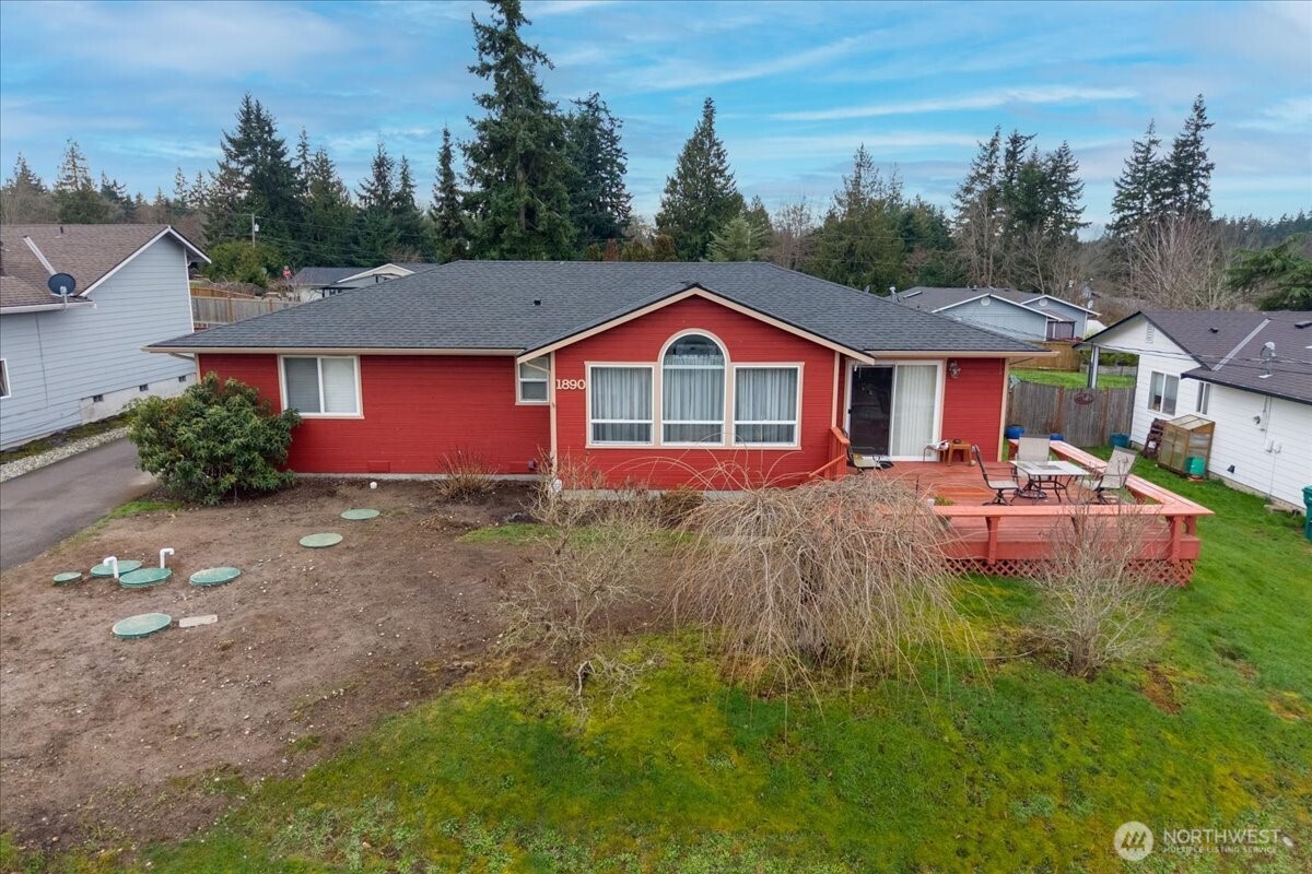 1890 Edgewood Drive Camano Island WA 98282