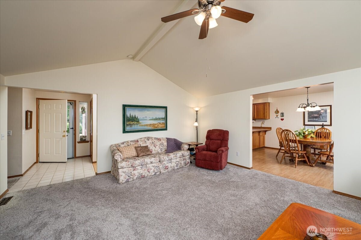 1890 Edgewood Drive Camano Island WA 98282