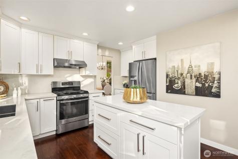 2462 238th Place NE Sammamish WA 98074