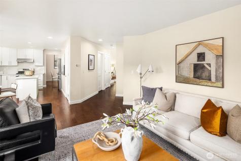 2462 238th Place NE Sammamish WA 98074