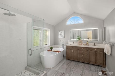 2462 238th Place NE Sammamish WA 98074
