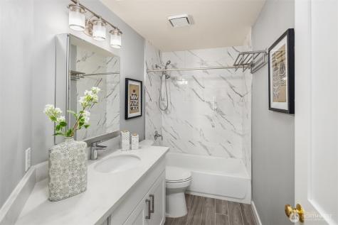 2462 238th Place NE Sammamish WA 98074