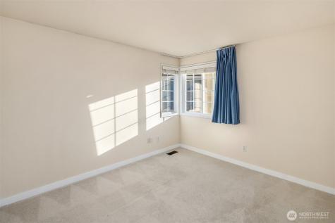 2462 238th Place NE Sammamish WA 98074