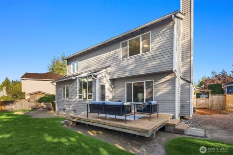 2462 238th Place NE Sammamish WA 98074