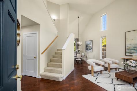 2462 238th Place NE Sammamish WA 98074