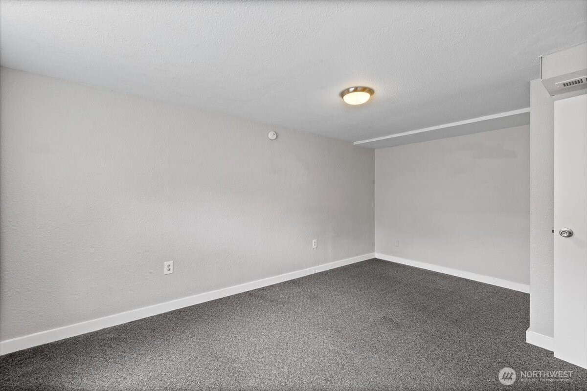 2905 E Olive Street Seattle WA 98122