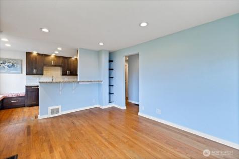 2905 E Olive Street Seattle WA 98122