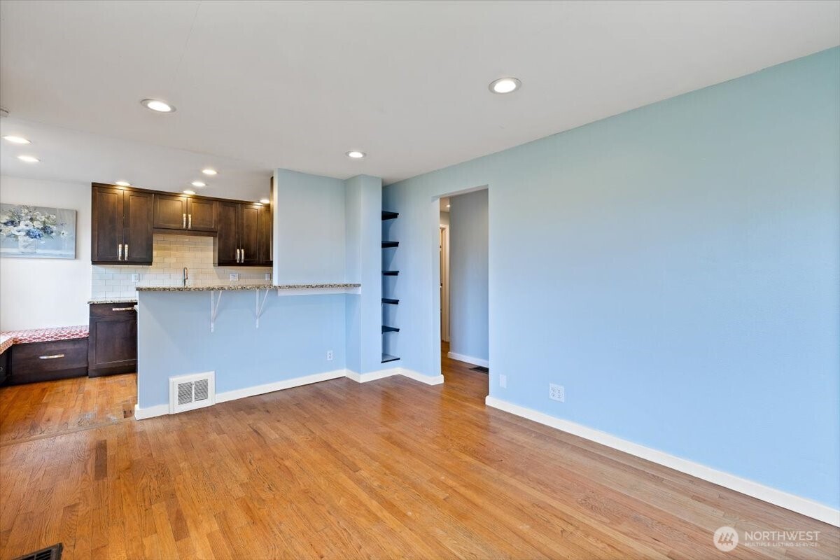 2905 E Olive Street Seattle WA 98122