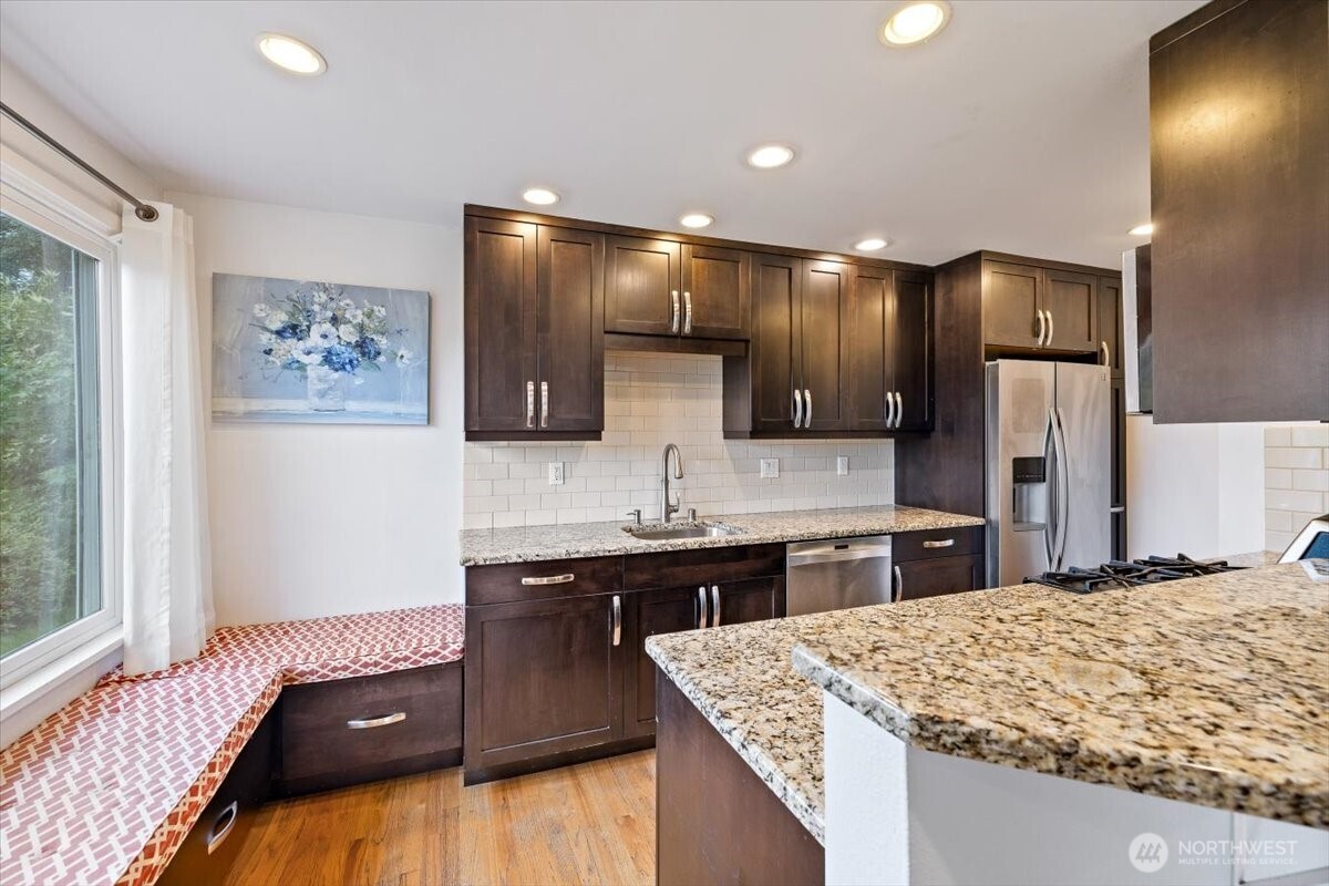 2905 E Olive Street Seattle WA 98122