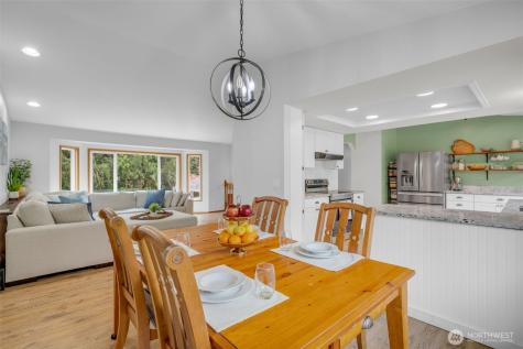 10711 90th Street NE Lake Stevens WA 98258