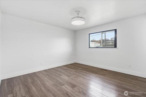 216 Sandy Lane Electric City WA 99123