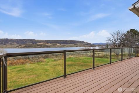 216 Sandy Lane Electric City WA 99123