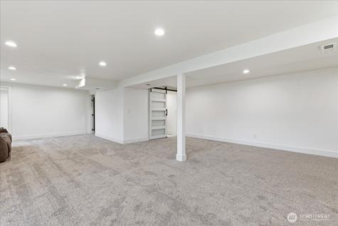 216 Sandy Lane Electric City WA 99123