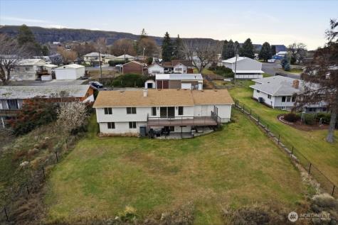 216 Sandy Lane Electric City WA 99123