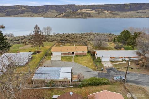 216 Sandy Lane Electric City WA 99123