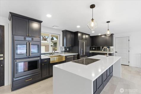216 Sandy Lane Electric City WA 99123