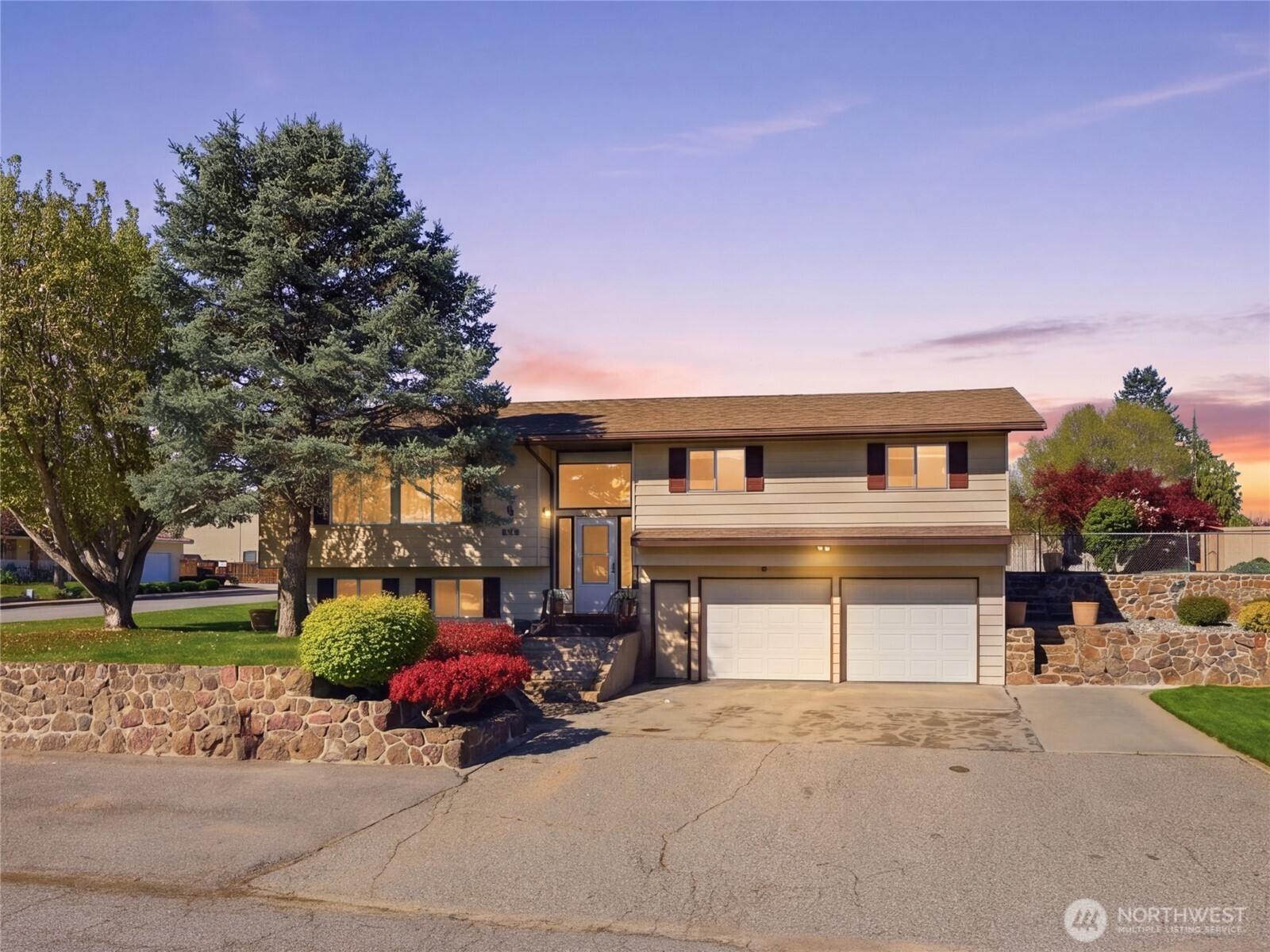214 S Kansas Avenue East Wenatchee WA 98802