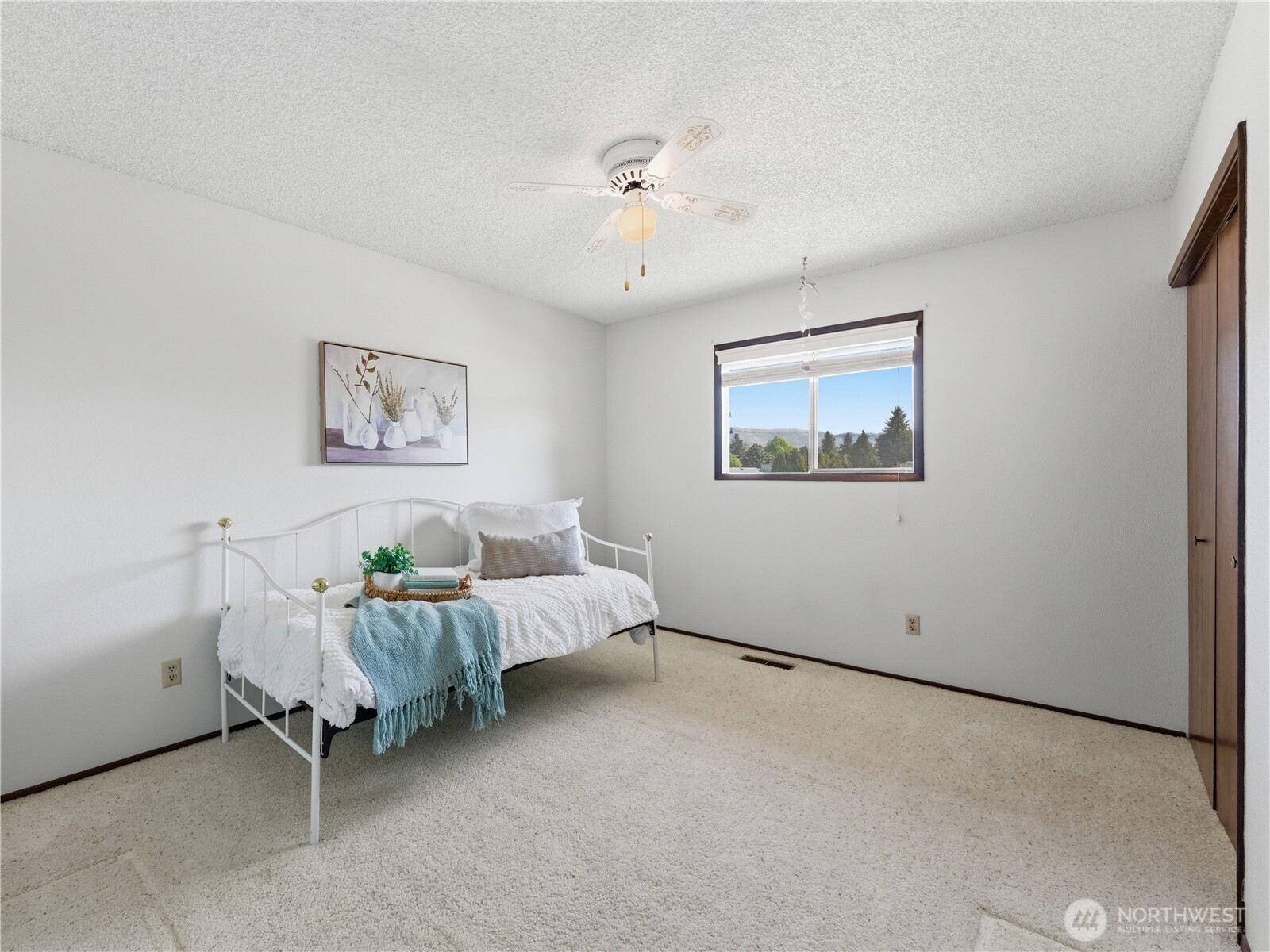 214 S Kansas Avenue East Wenatchee WA 98802