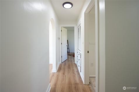212 Medora Way Everett WA 98201