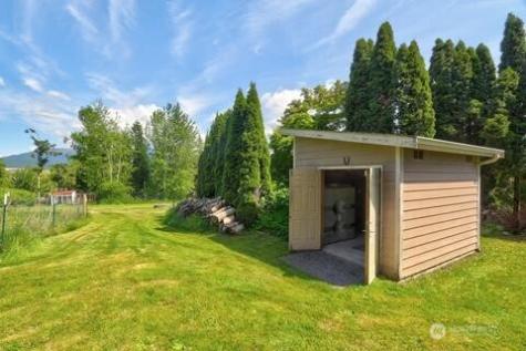 2210 Martin Road Mount Vernon WA 98273