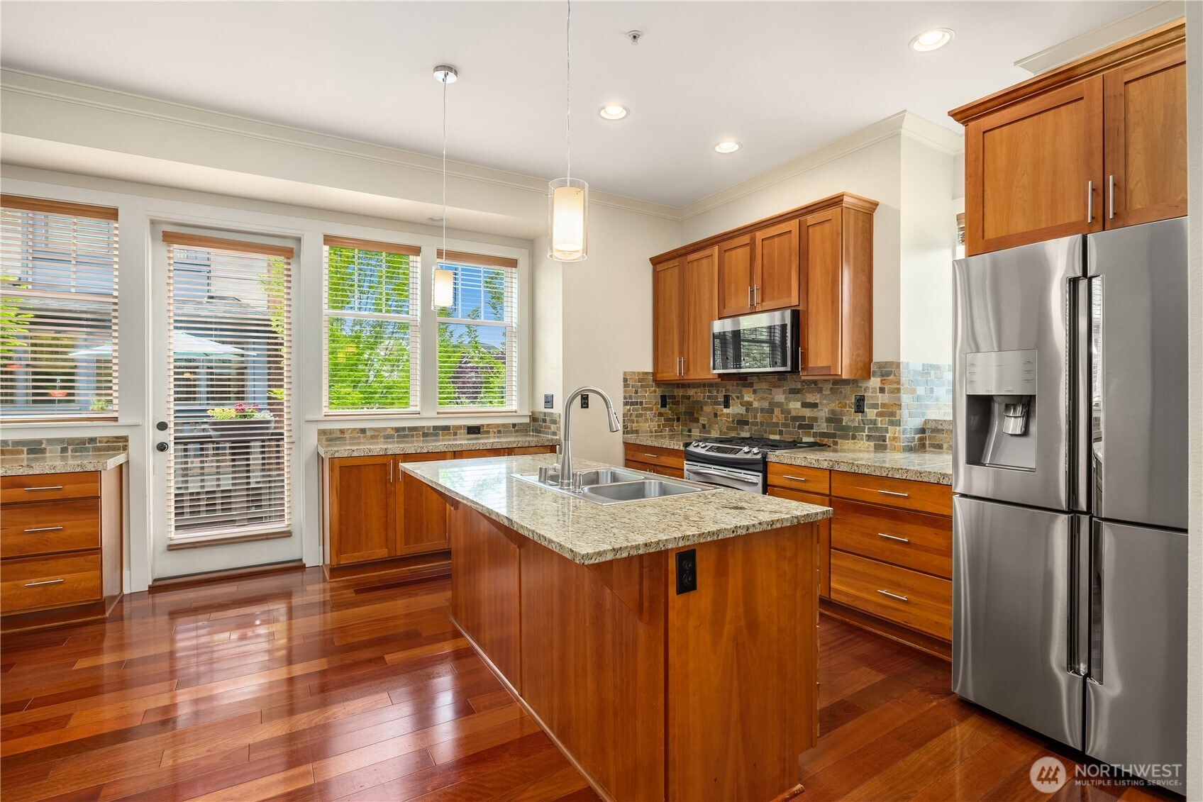 1186 NE Park Drive NE Issaquah WA 98029