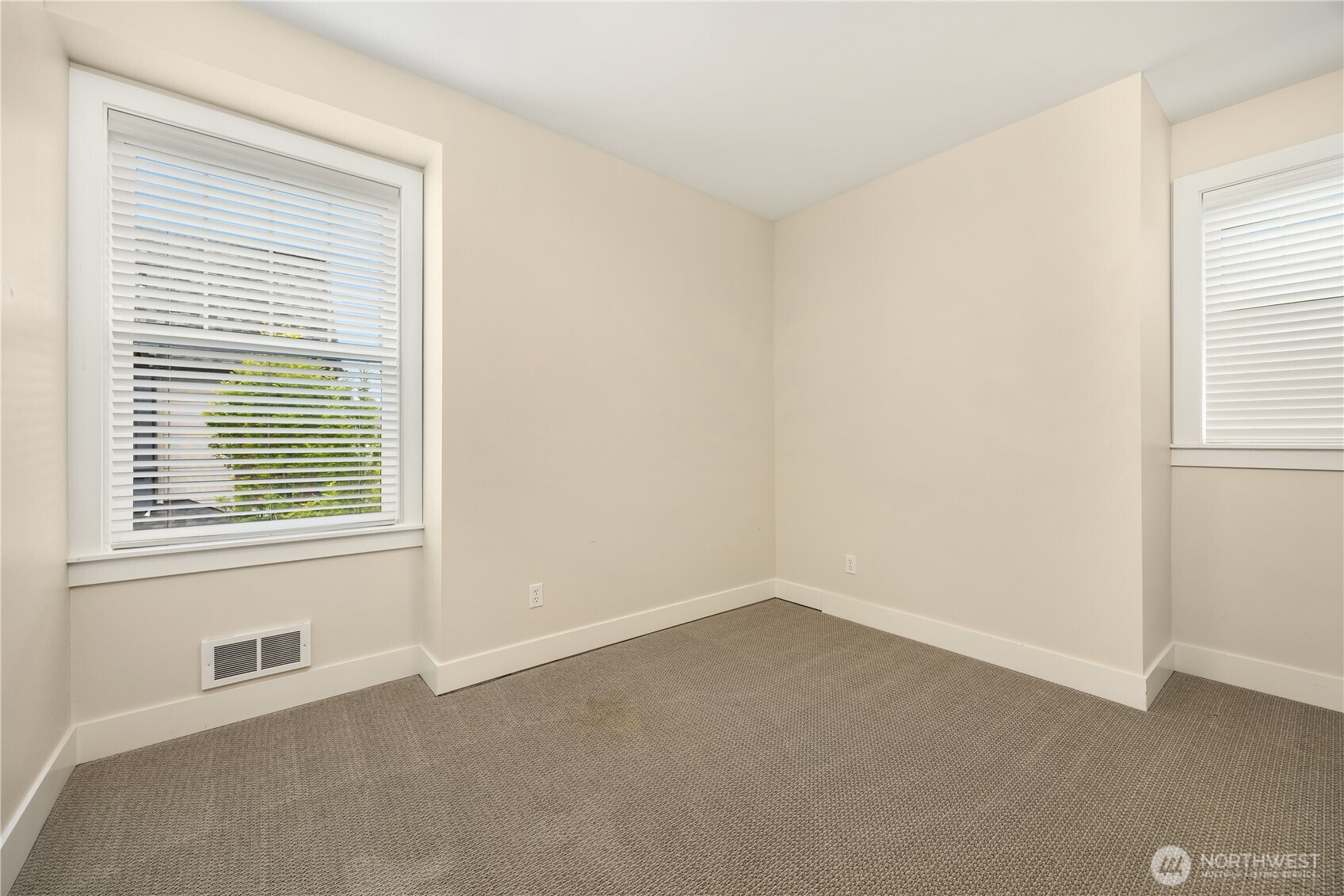 1186 NE Park Drive NE Issaquah WA 98029