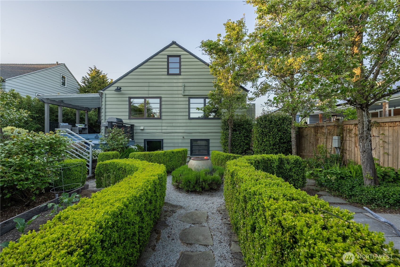 1311 N 78th Street Seattle WA 98103