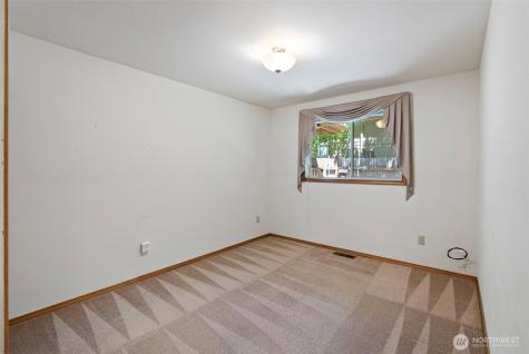 5857 Mccormick Woods Drive SW Port Orchard WA 98367