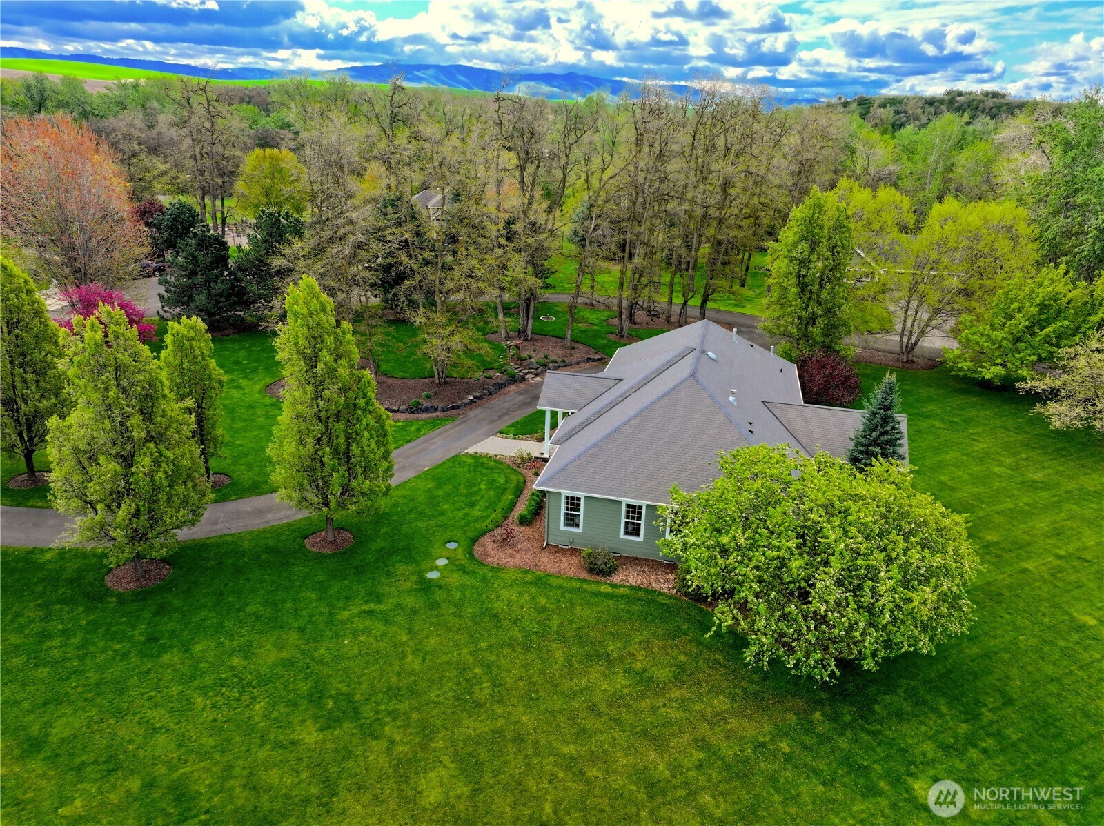 236 Looking Glass Road Walla Walla WA 99362
