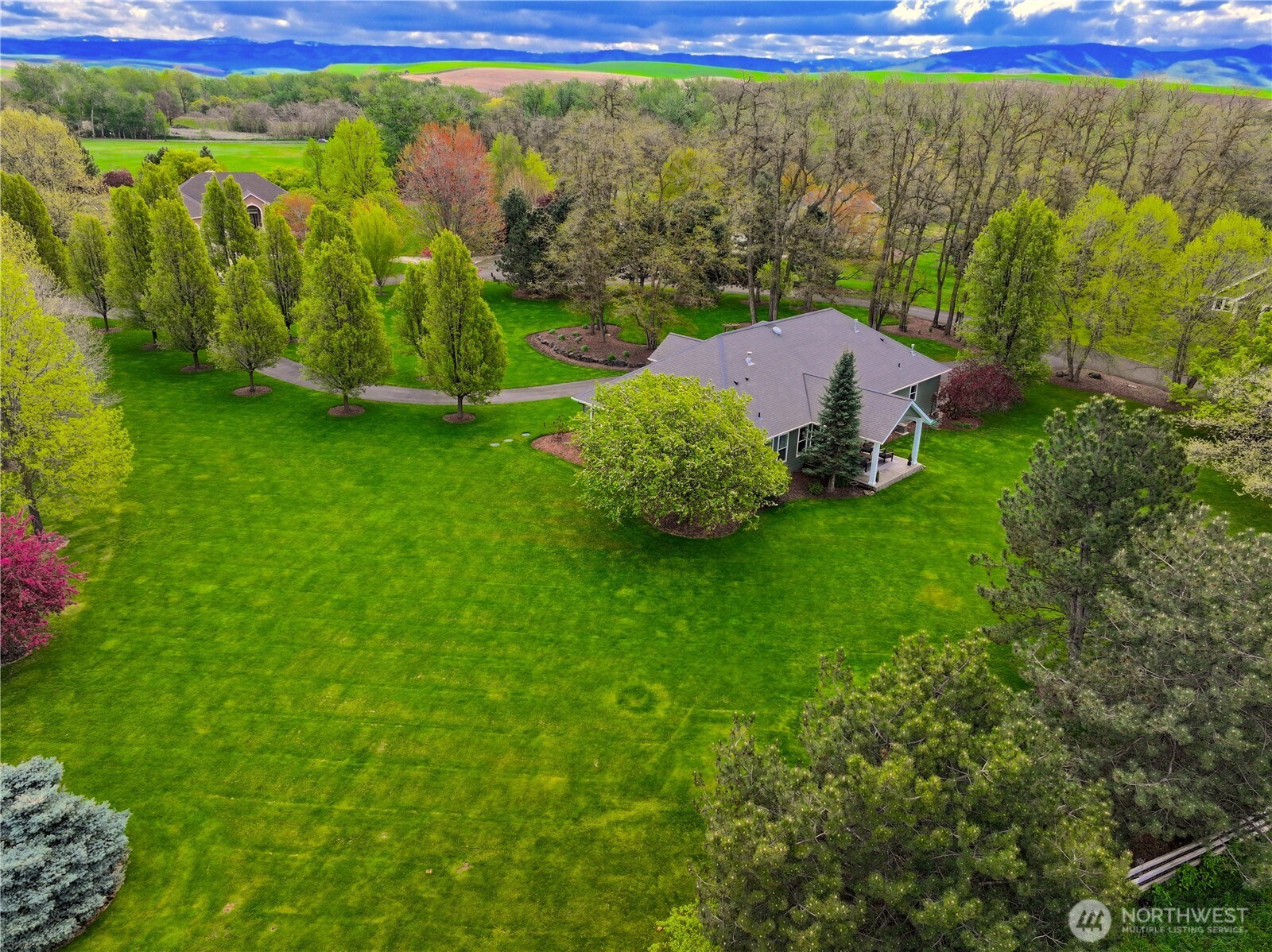 236 Looking Glass Road Walla Walla WA 99362