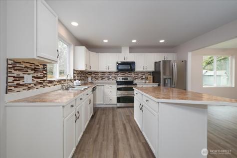 2295 S Camano Drive Camano Island WA 98282