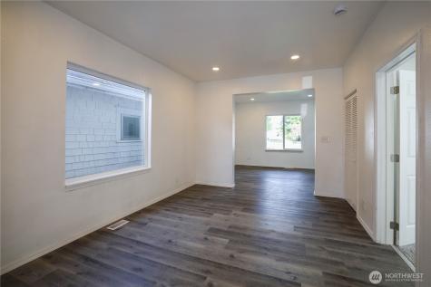 1114 Wheeler Avenue Hoquiam WA 98550