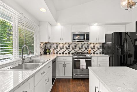 8110 Marilyn Court SW Olympia WA 98512