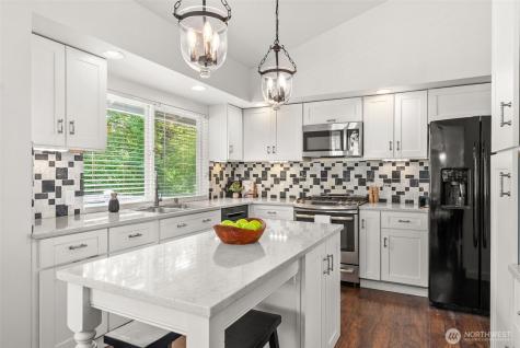 8110 Marilyn Court SW Olympia WA 98512