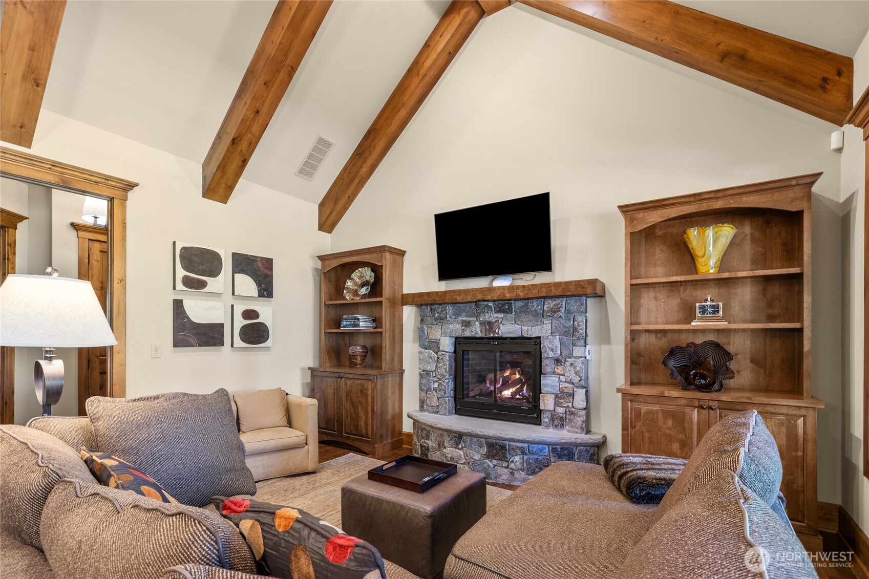 2090 Ruby King Loop Cle Elum WA 98922