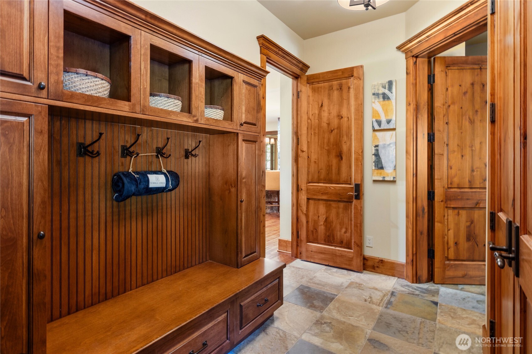 2090 Ruby King Loop Cle Elum WA 98922