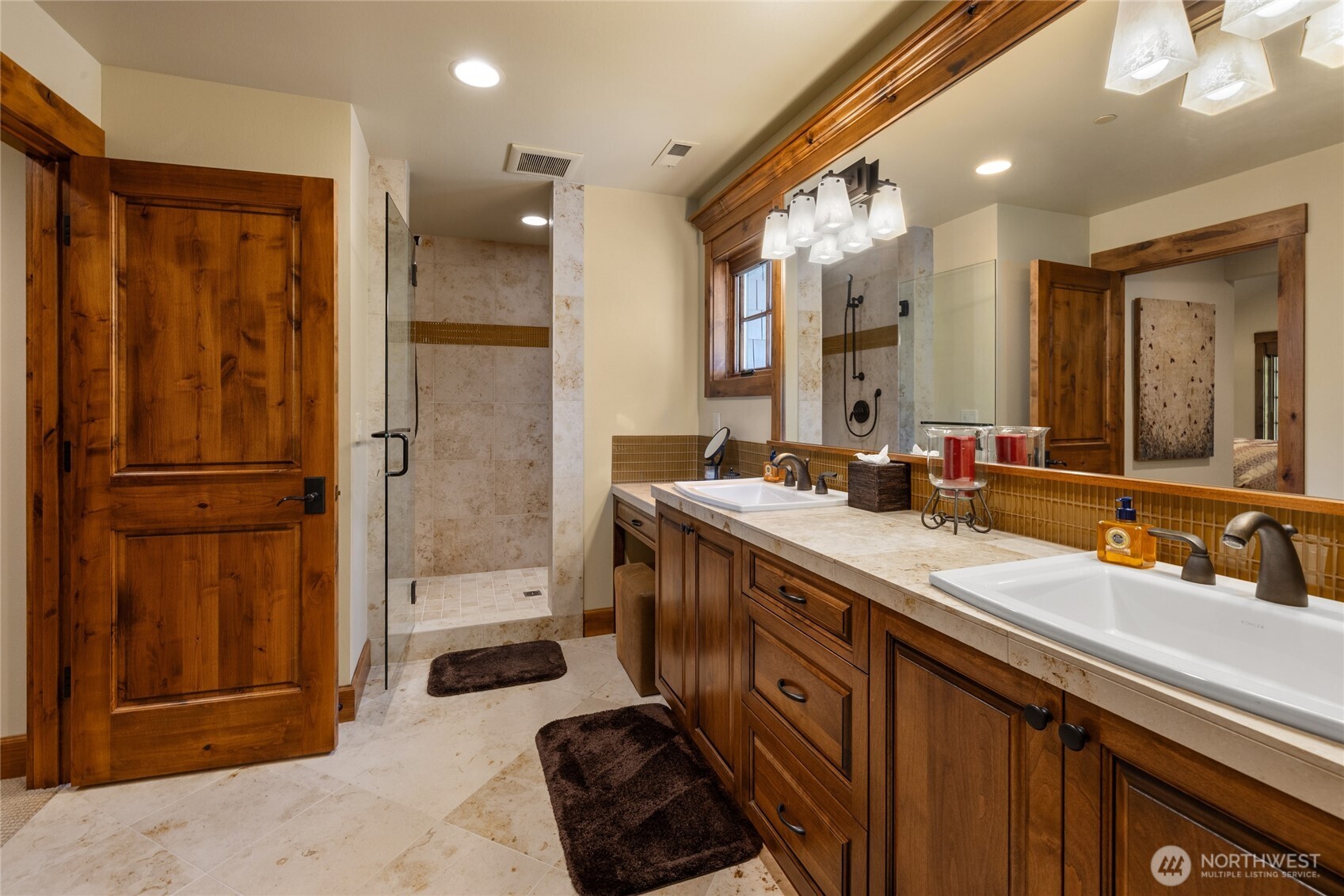 2090 Ruby King Loop Cle Elum WA 98922