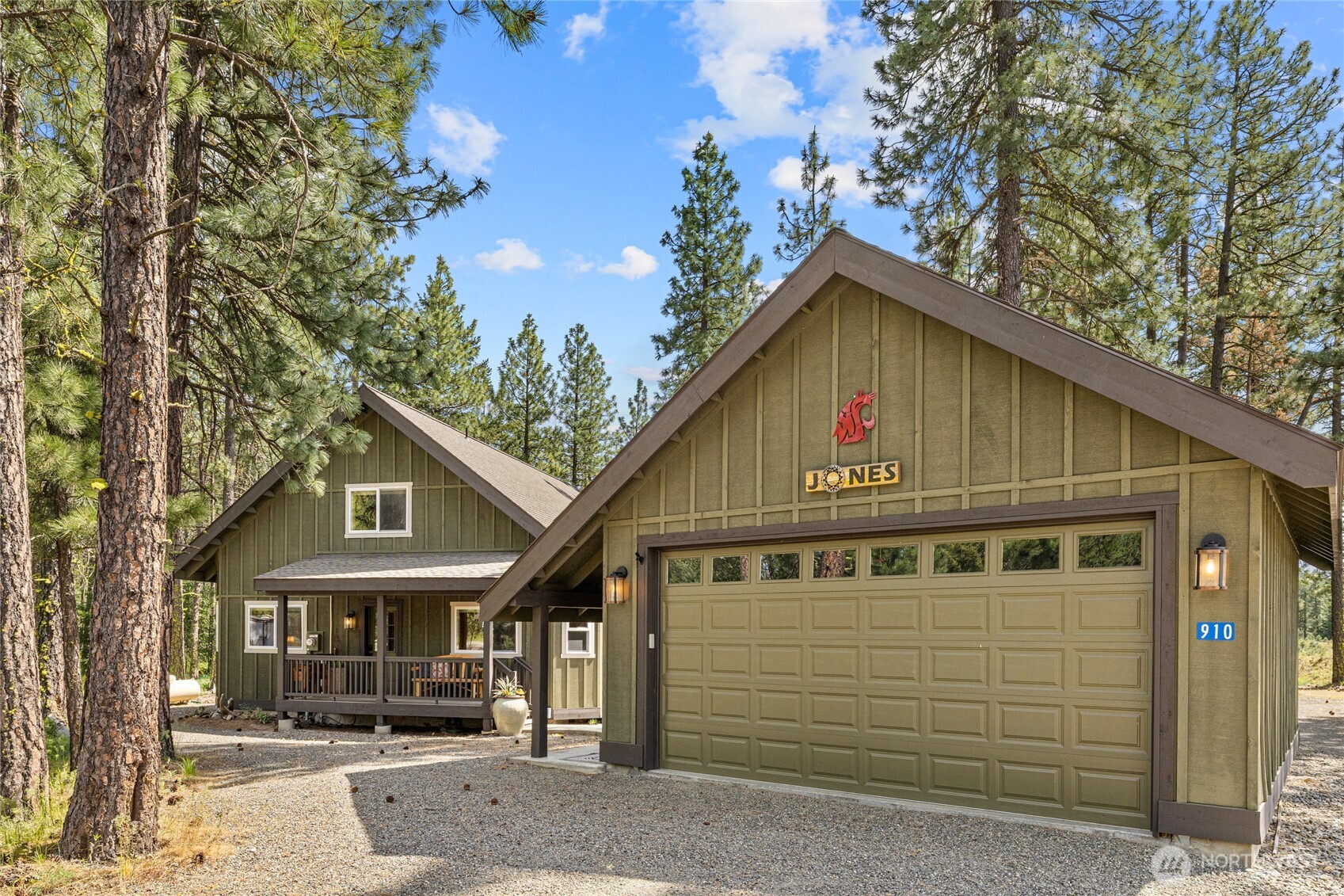 910 Bakers Road Ronald WA 98940