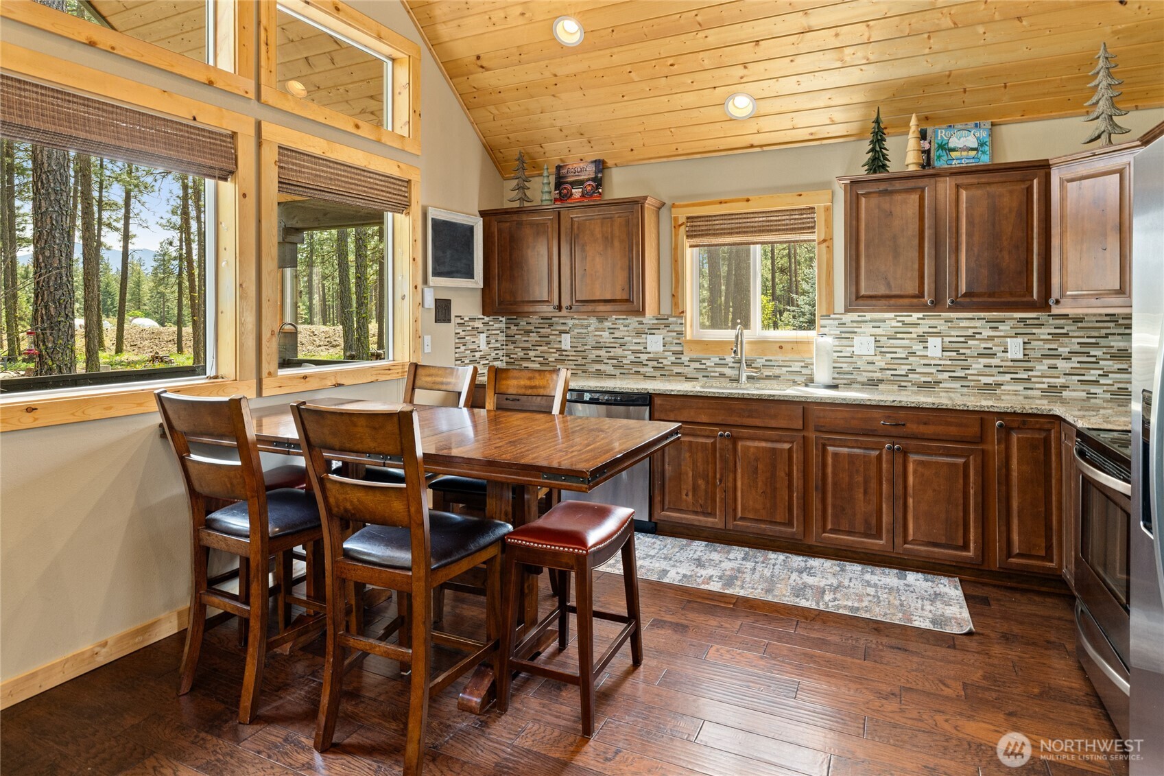 910 Bakers Road Ronald WA 98940