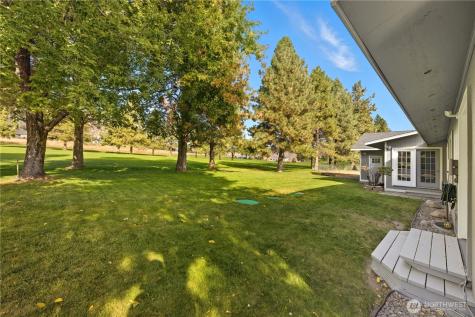99 Golf Course Drive Pateros WA 98846