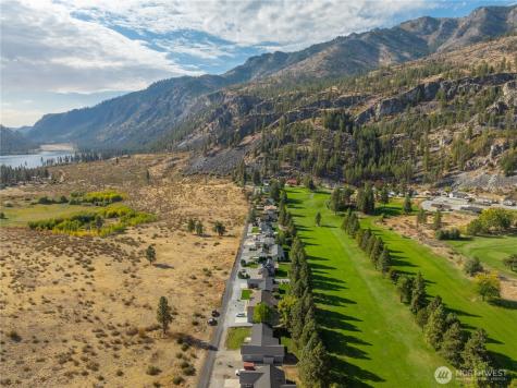 99 Golf Course Drive Pateros WA 98846