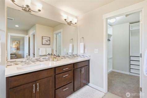34576 56th Court S Auburn WA 98001