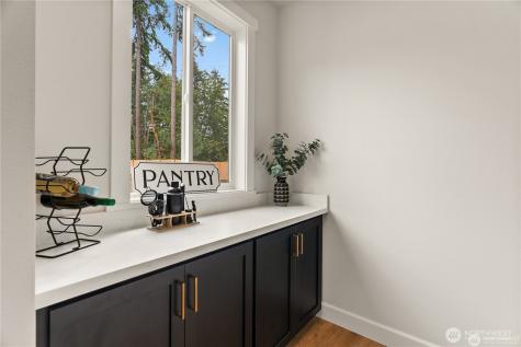 1327 60th Avenue NE Tacoma WA 98422