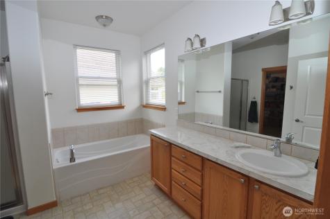 1750 Grand Avenue Mount Vernon WA 98274