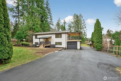 1692 Oak Ridge Drive Camano Island WA 98282