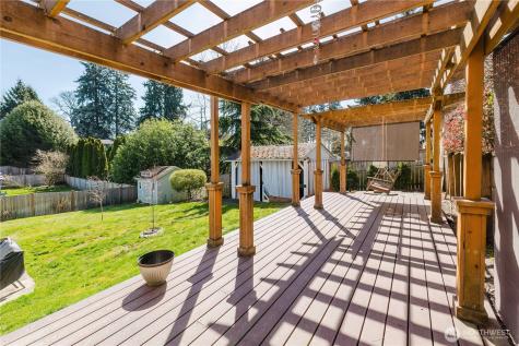 10002 99th Street SW Lakewood WA 98498