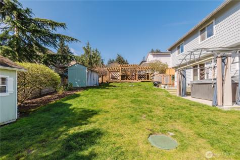 10002 99th Street SW Lakewood WA 98498