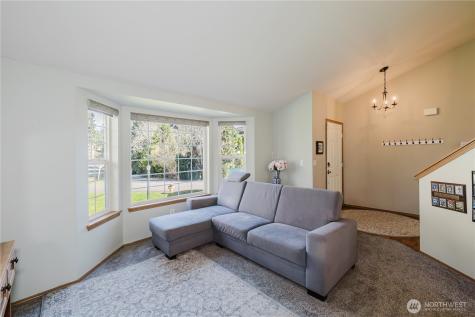 10002 99th Street SW Lakewood WA 98498
