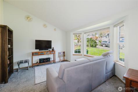 10002 99th Street SW Lakewood WA 98498