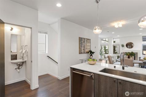 316 S 26th Ave S Seattle WA 98144